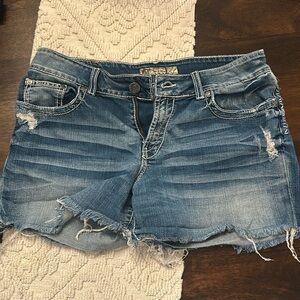 BKE culture shorts size 31 stretchy